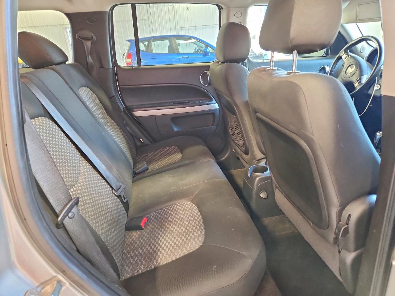 2010 Chevrolet Hhr Lt Silver vin: 3GNBABDB0AS544335
