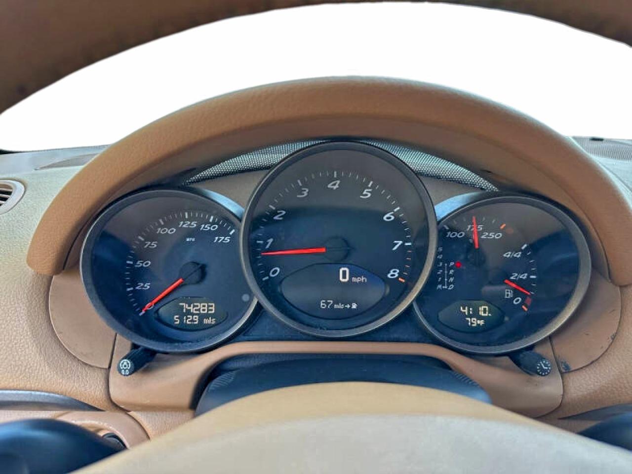 2006 Porsche Boxster Red vin: WP0CA29886U712353