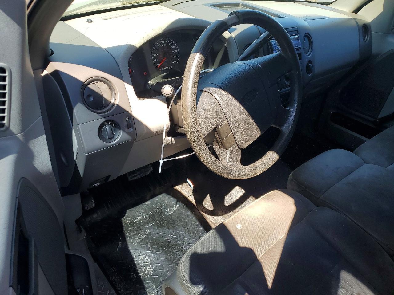 2006 Ford F150 Green vin: 1FTRF12256NB76483