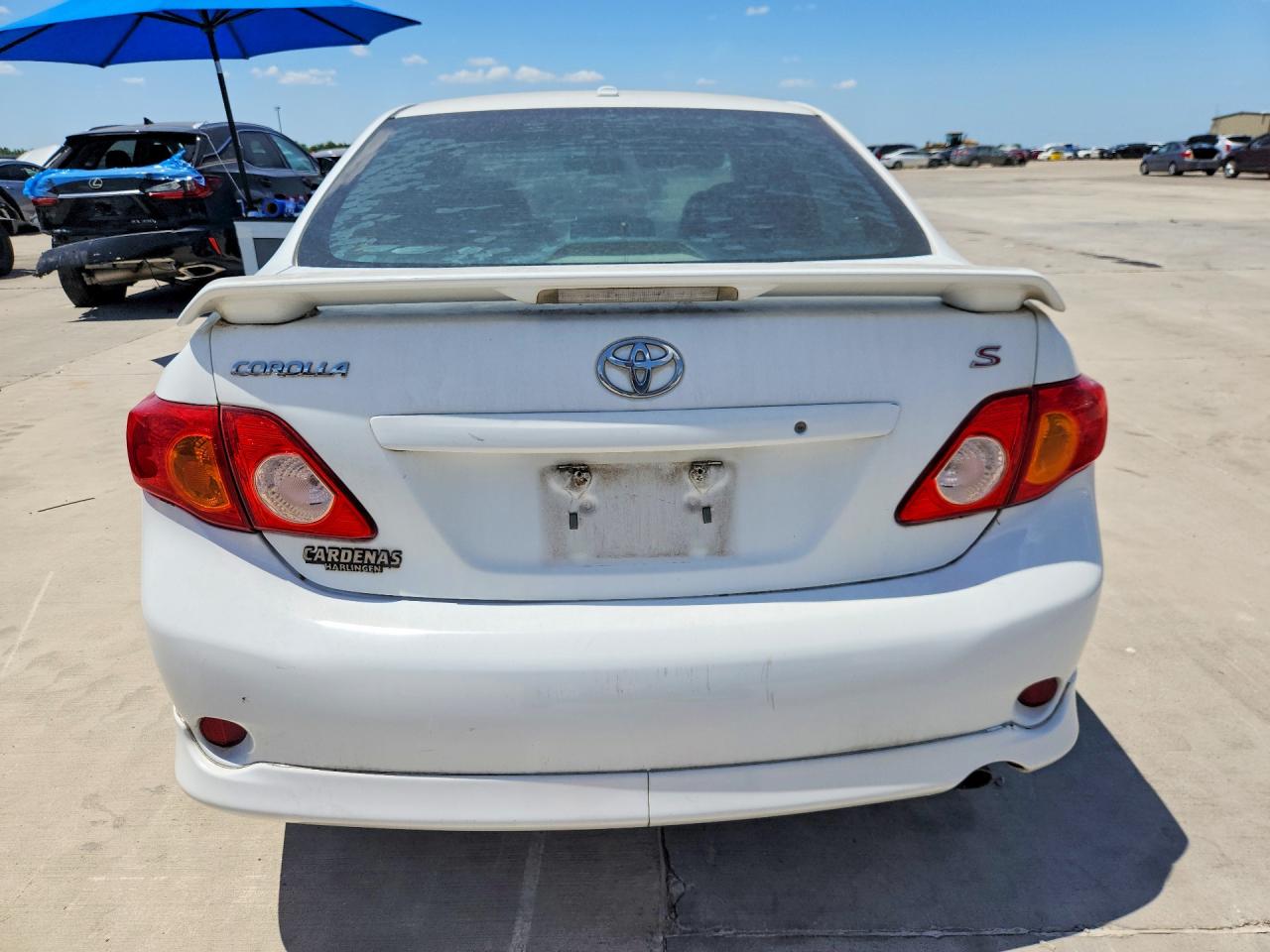 2010 Toyota Corolla S Белый vin: 1NXBU4EE5AZ200130