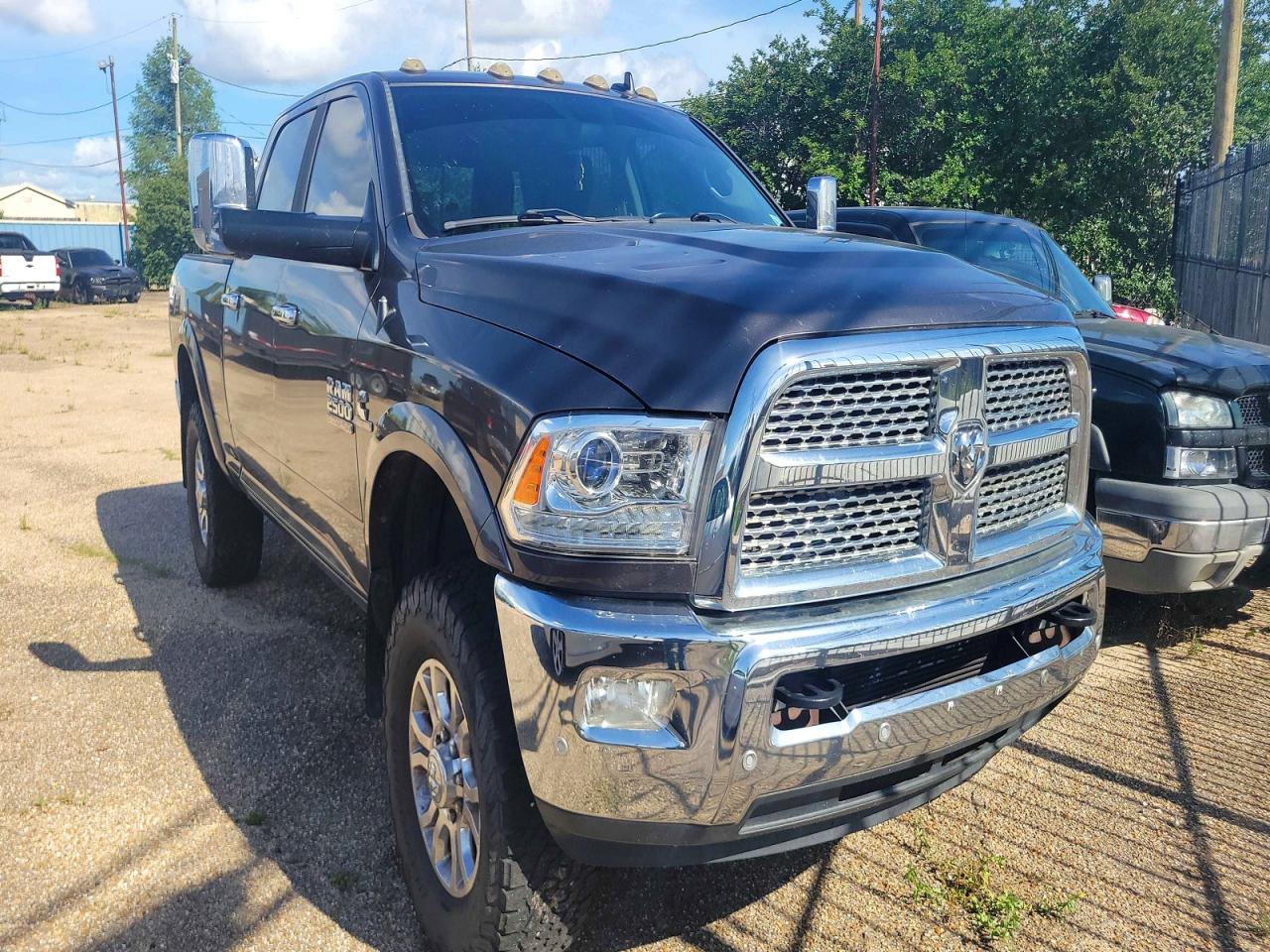2017 Ram 2500 Laramie Black vin: 3C6UR5FL1HG670581