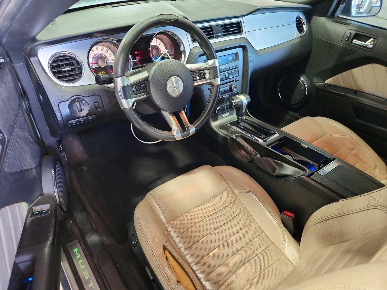 2012 Ford Mustang Silver vin: 1ZVBP8AM7C5287524