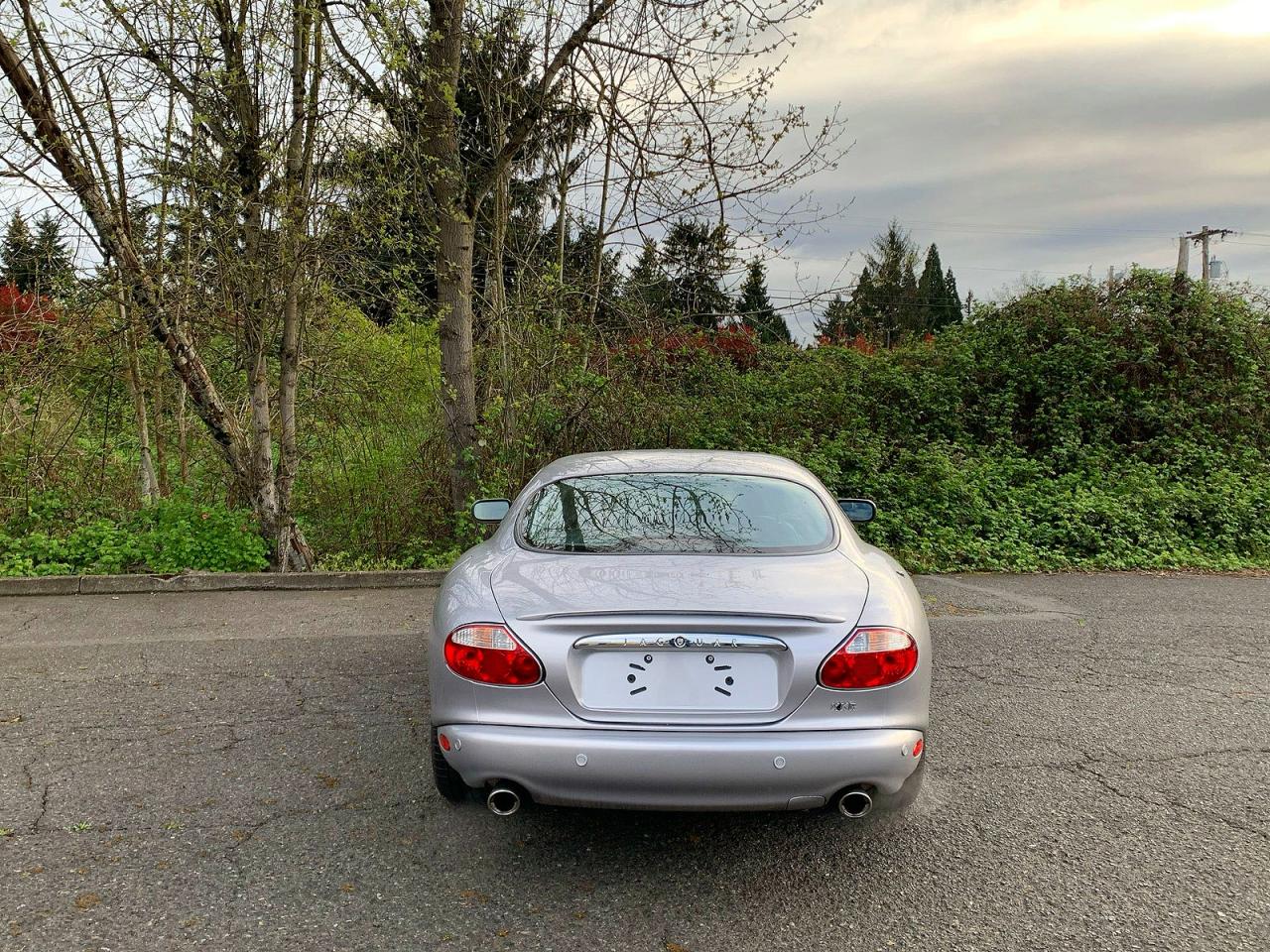 2001 Jaguar Xkr Silver vin: SAJDA41B11PA18414