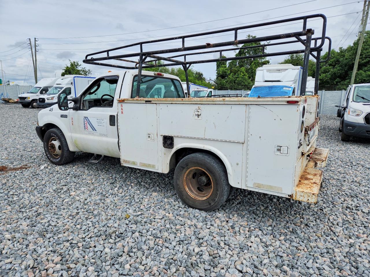 2003 Ford F350 Super Duty White vin: 1FTWF32SX3ED84823