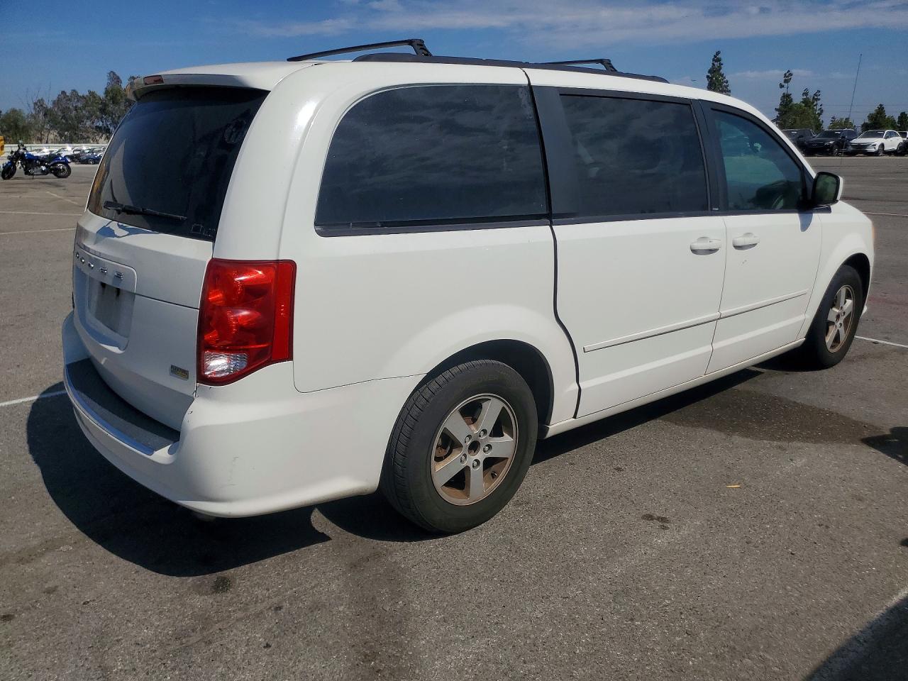 2012 Dodge Grand Caravan Sxt White vin: 2C4RDGCGXCR198724