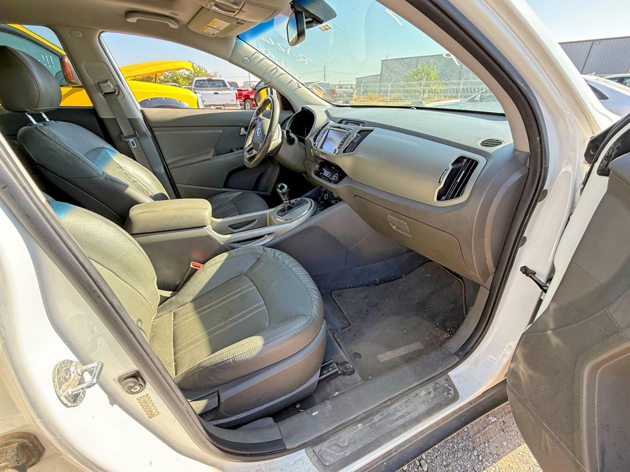 2014 Kia Sportage Ex White vin: KNDPC3AC9E7606122