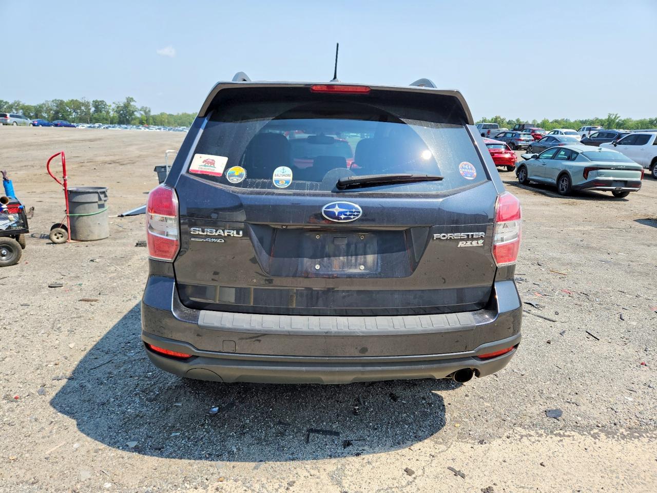 2015 Subaru Forester 2.5i Limited Gray vin: JF2SJAKC2FH568958