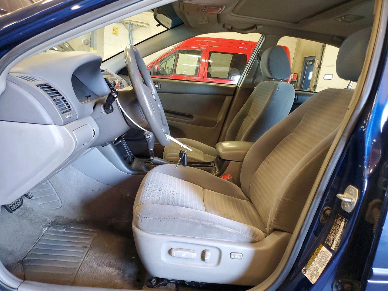 2006 Toyota Camry Le Blue vin: 4T1BE32K16U130618