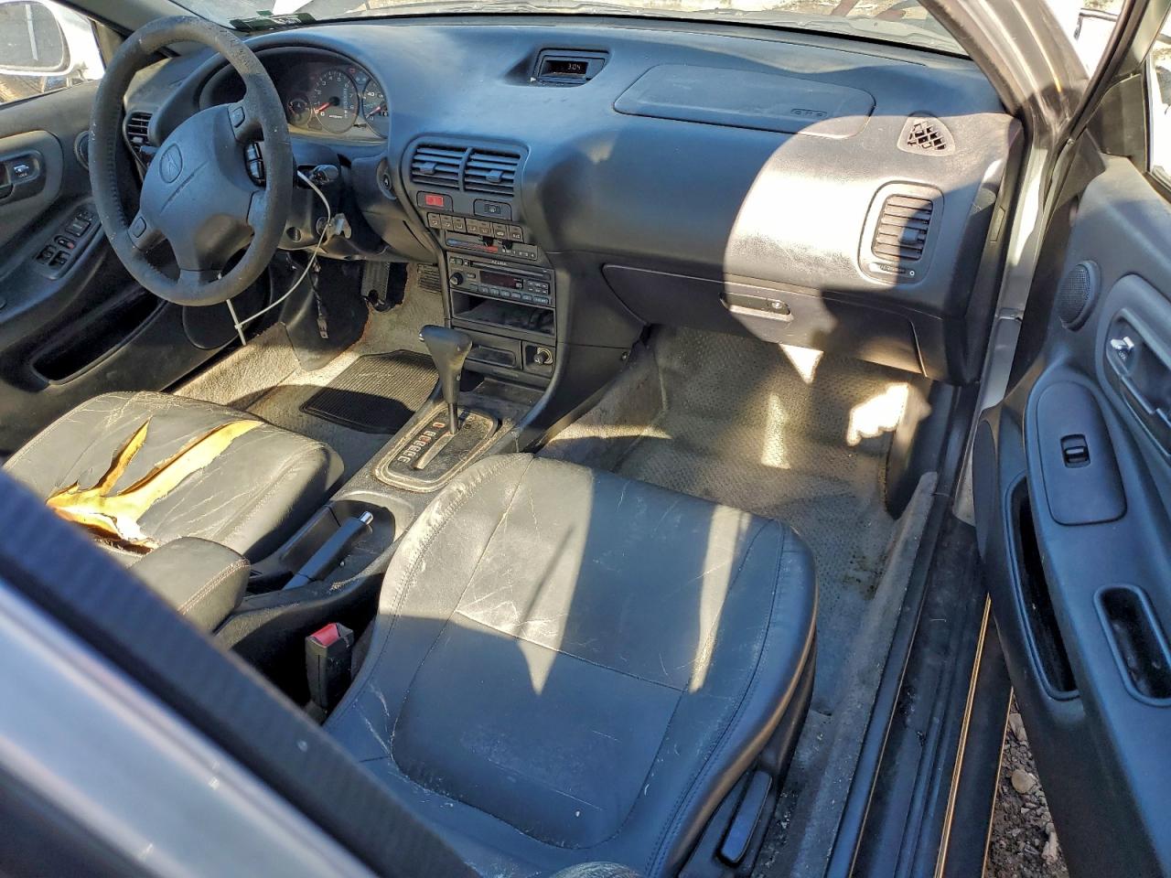 1998 Acura Integra Gs Silver vin: JH4DC4460WS003247
