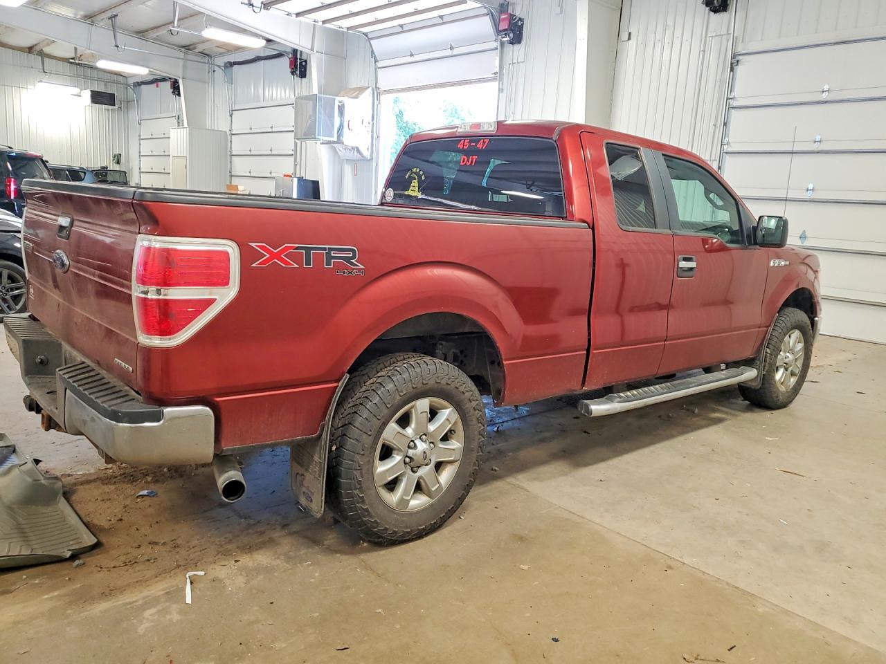 2014 Ford F150 Super Cab Maroon vin: 1FTFX1EF4EKF58325