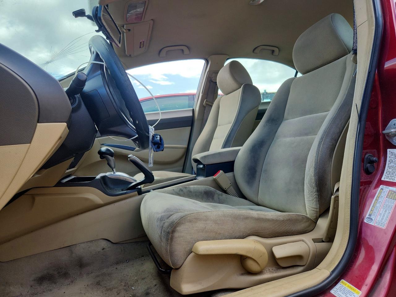 2008 Honda Civic Lx Red vin: 1HGFA16558L055670