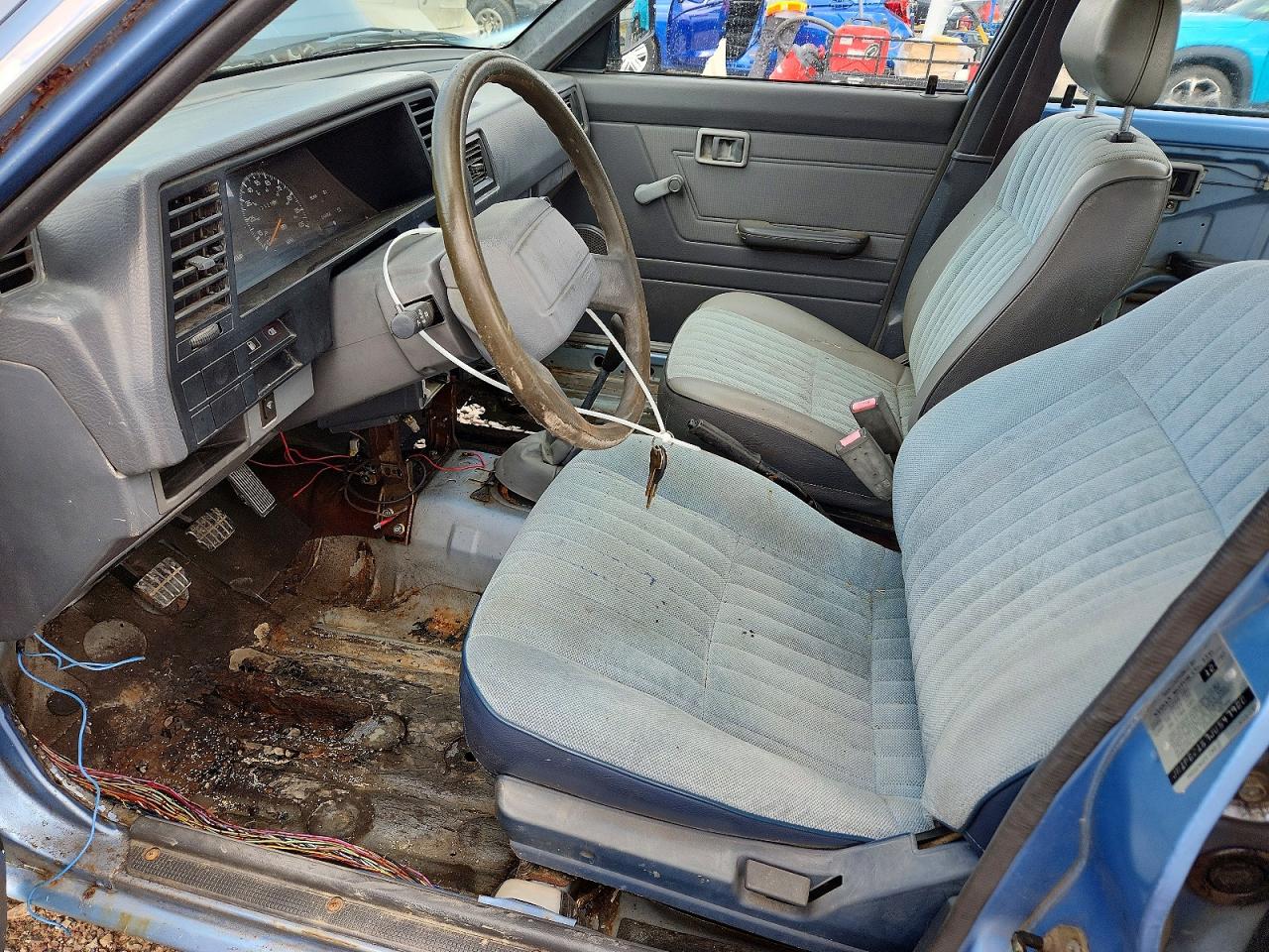 1988 Nissan Sentra E Blue vin: JN1PB21S7JU547980