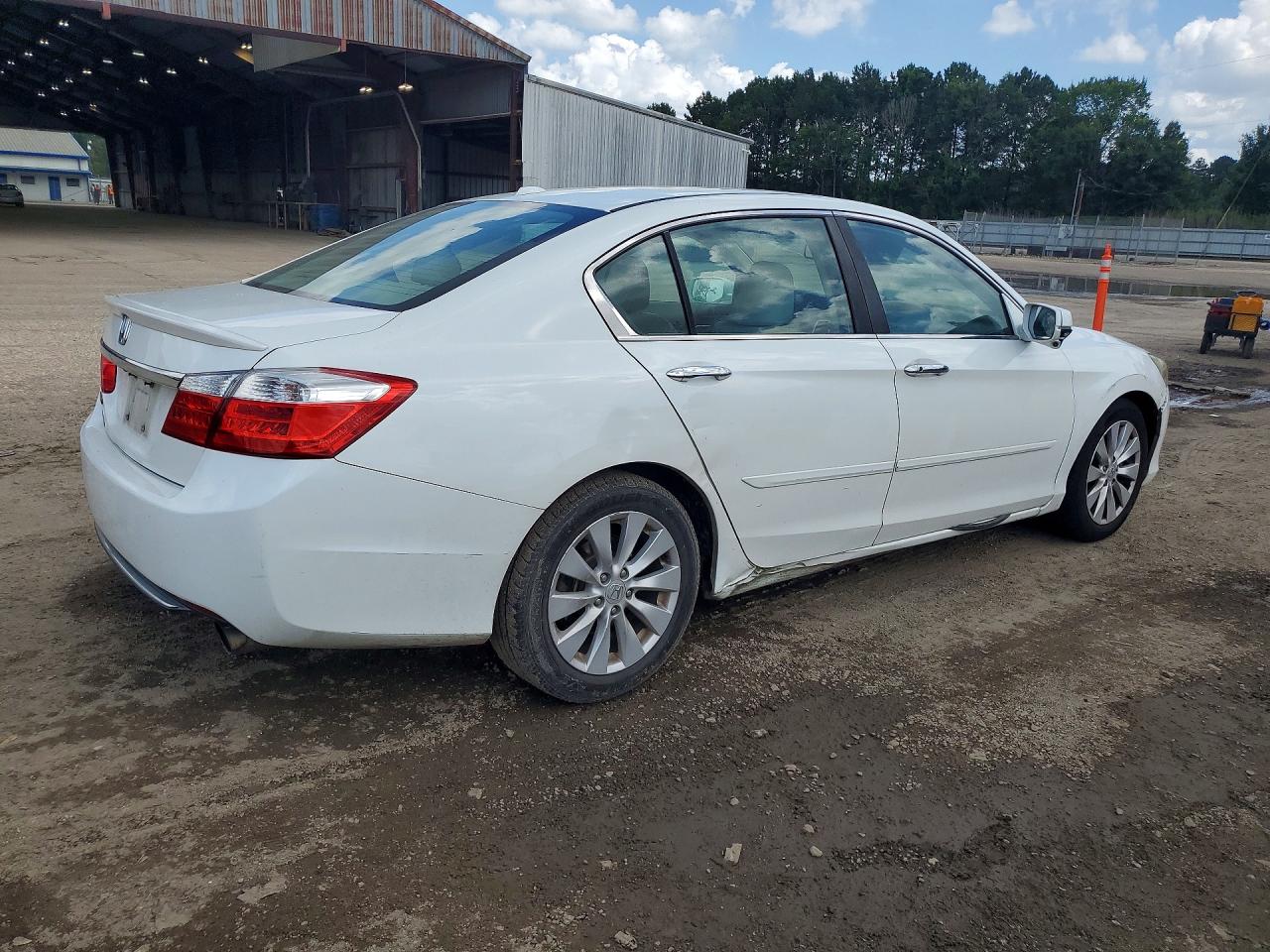 2013 Honda Accord Exl White vin: 1HGCR2F88DA059066