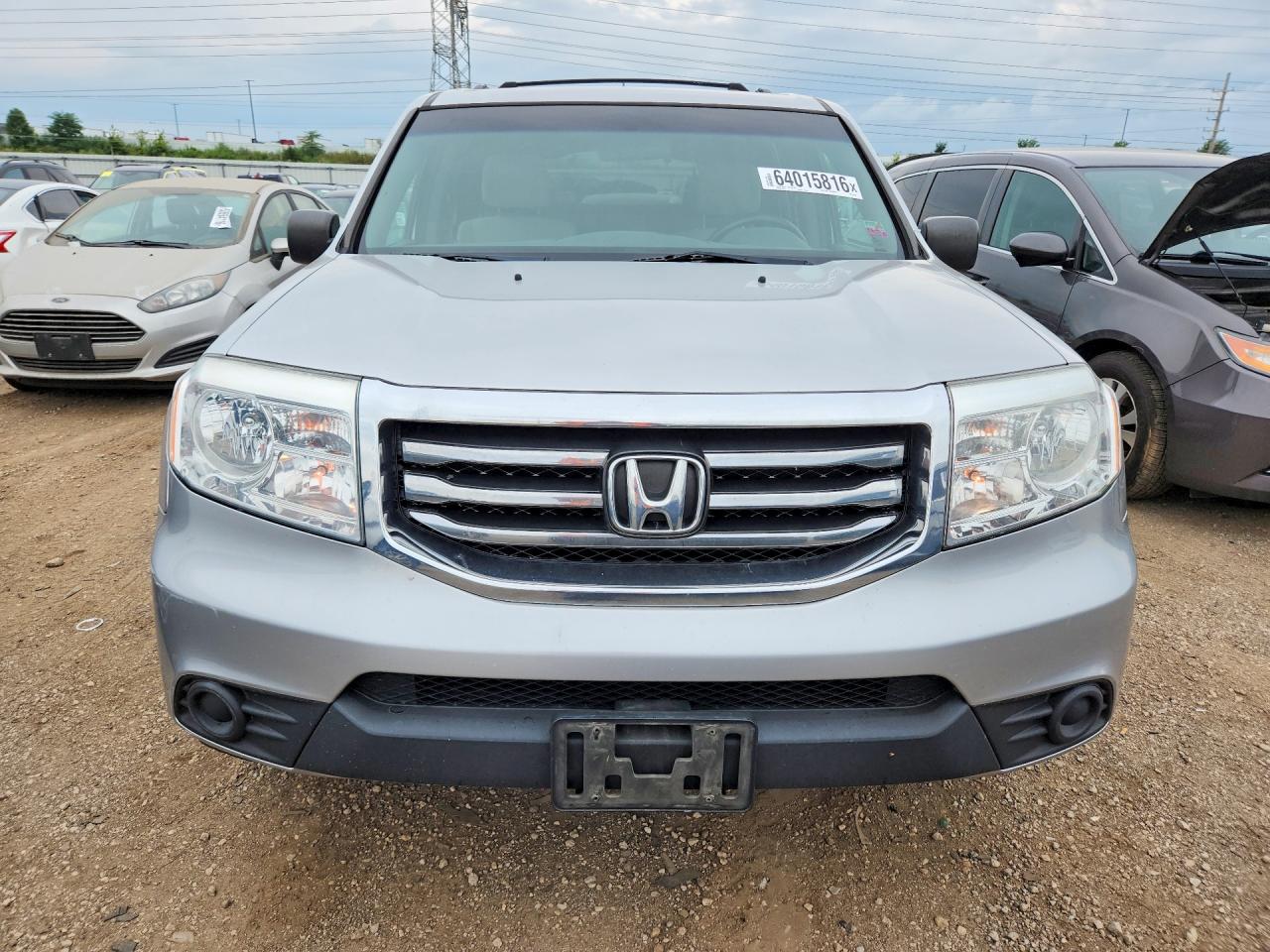 2012 Honda Pilot Lx Silver vin: 5FNYF4H20CB012847