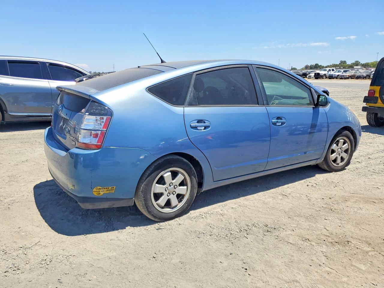 2005 Toyota Prius Base Blue vin: JTDKB20UX57048198