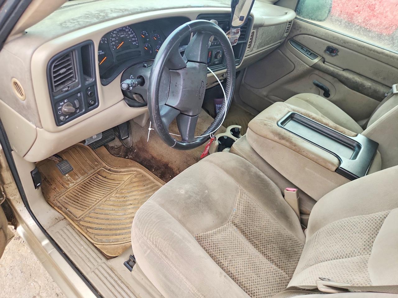 2005 Chevrolet Silverado C1500 Tan vin: 2GCEC19V251316285