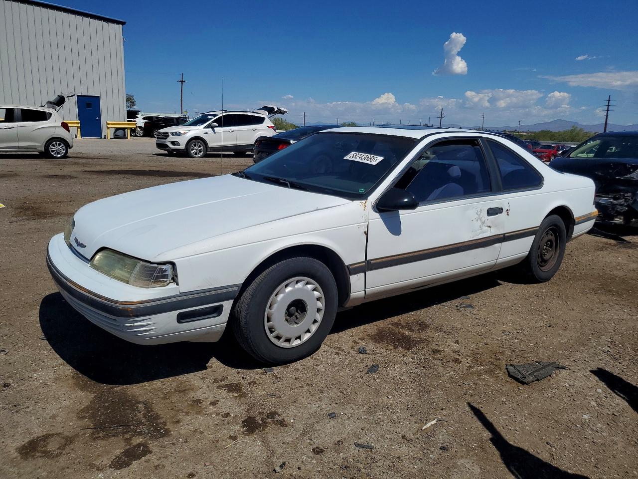 1989 Ford Thunderbird White vin: 1FAPP6046KH107791