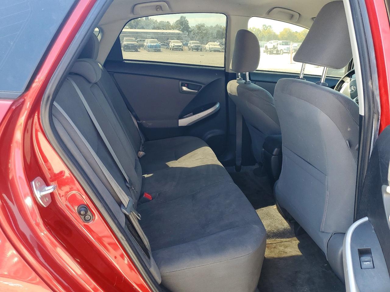 2013 Toyota Prius Two Red vin: JTDKN3DUXD0349634