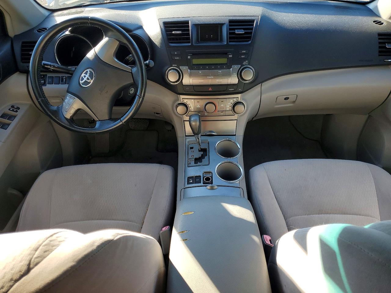 2009 Toyota Highlander Base White vin: JTEES41A692148343