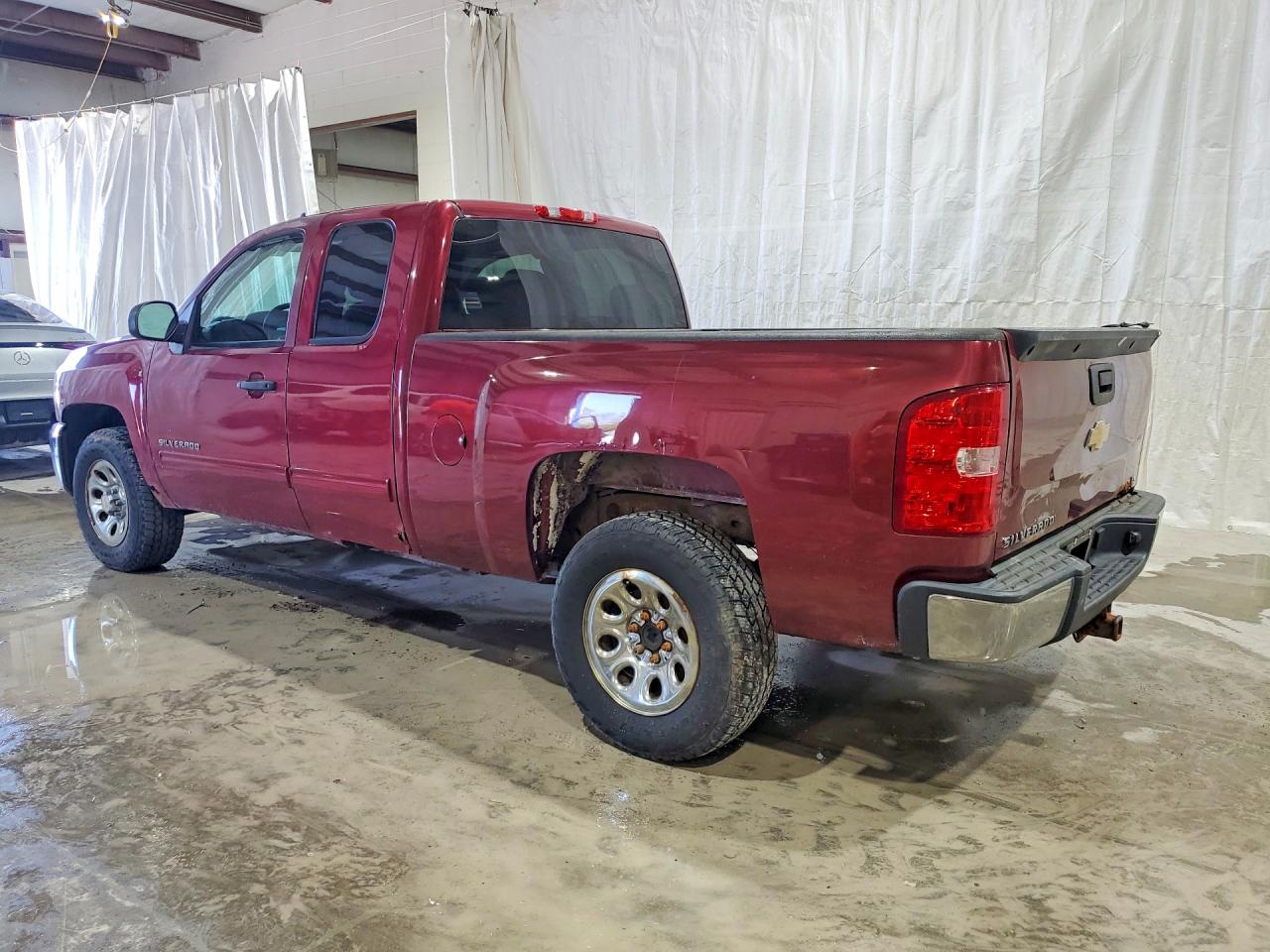 2013 Chevrolet Silverado K1500 Ls Red vin: 1GCRKREA6DZ169030
