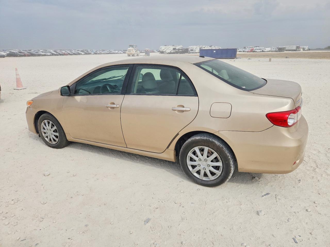 2011 Toyota Corolla Le Золотой vin: JTDBU4EE9B9148610