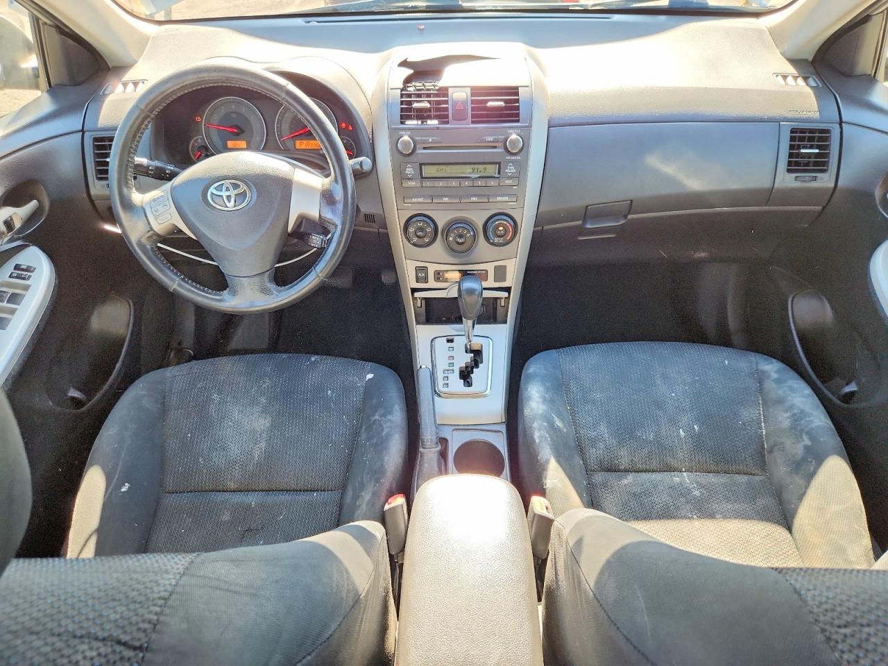 2010 Toyota Corolla S Silver vin: 1NXBU4EE8AZ239228