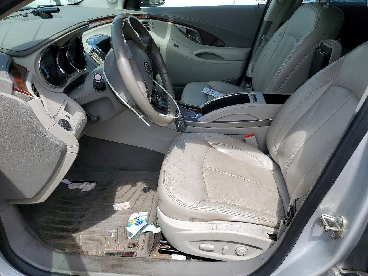 2010 Buick Lacrosse Cxl Silver vin: 1G4GD5EG2AF228890