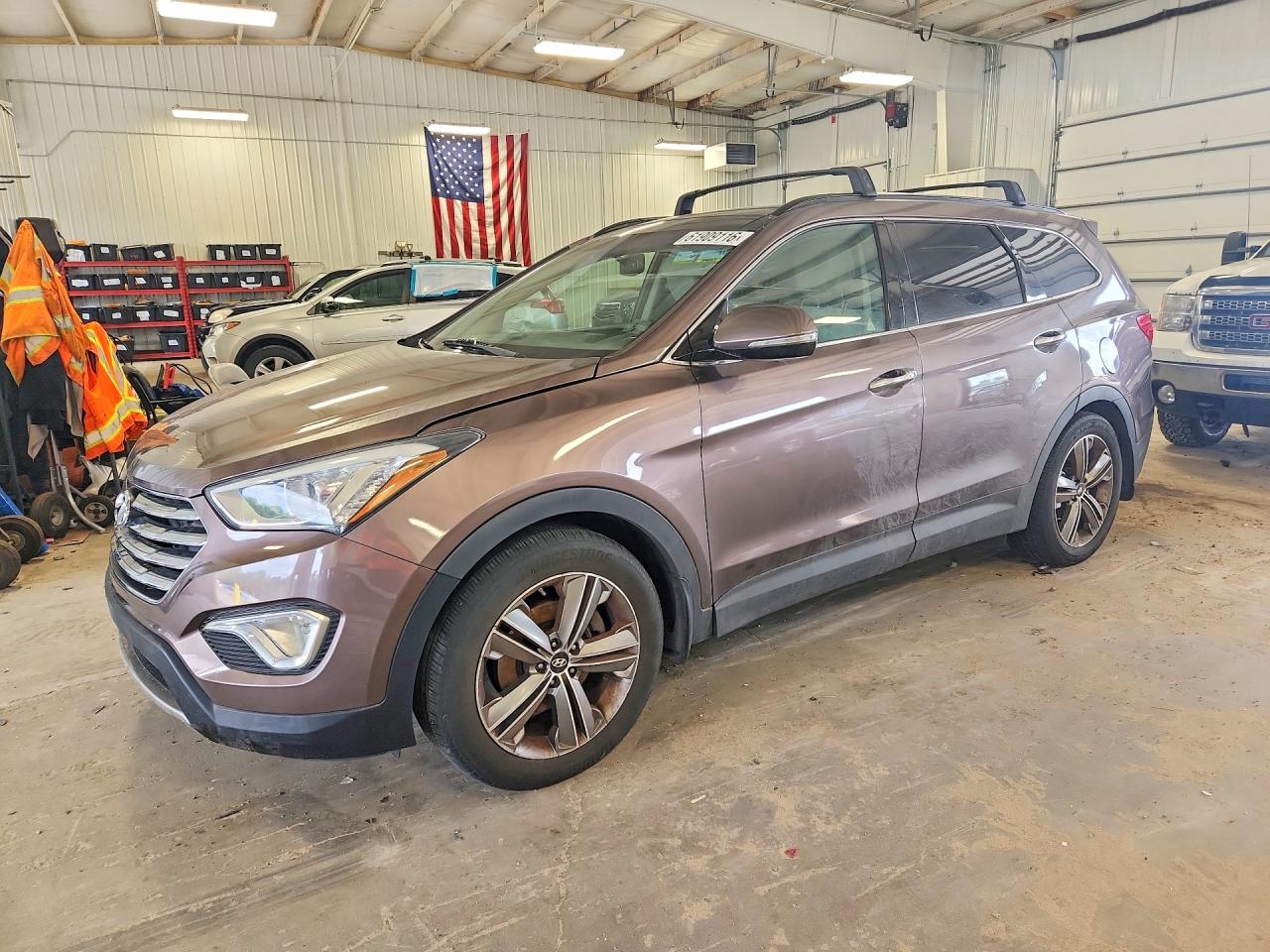 2014 Hyundai Santa Fe Gls Brown vin: KM8SRDHF9EU075032