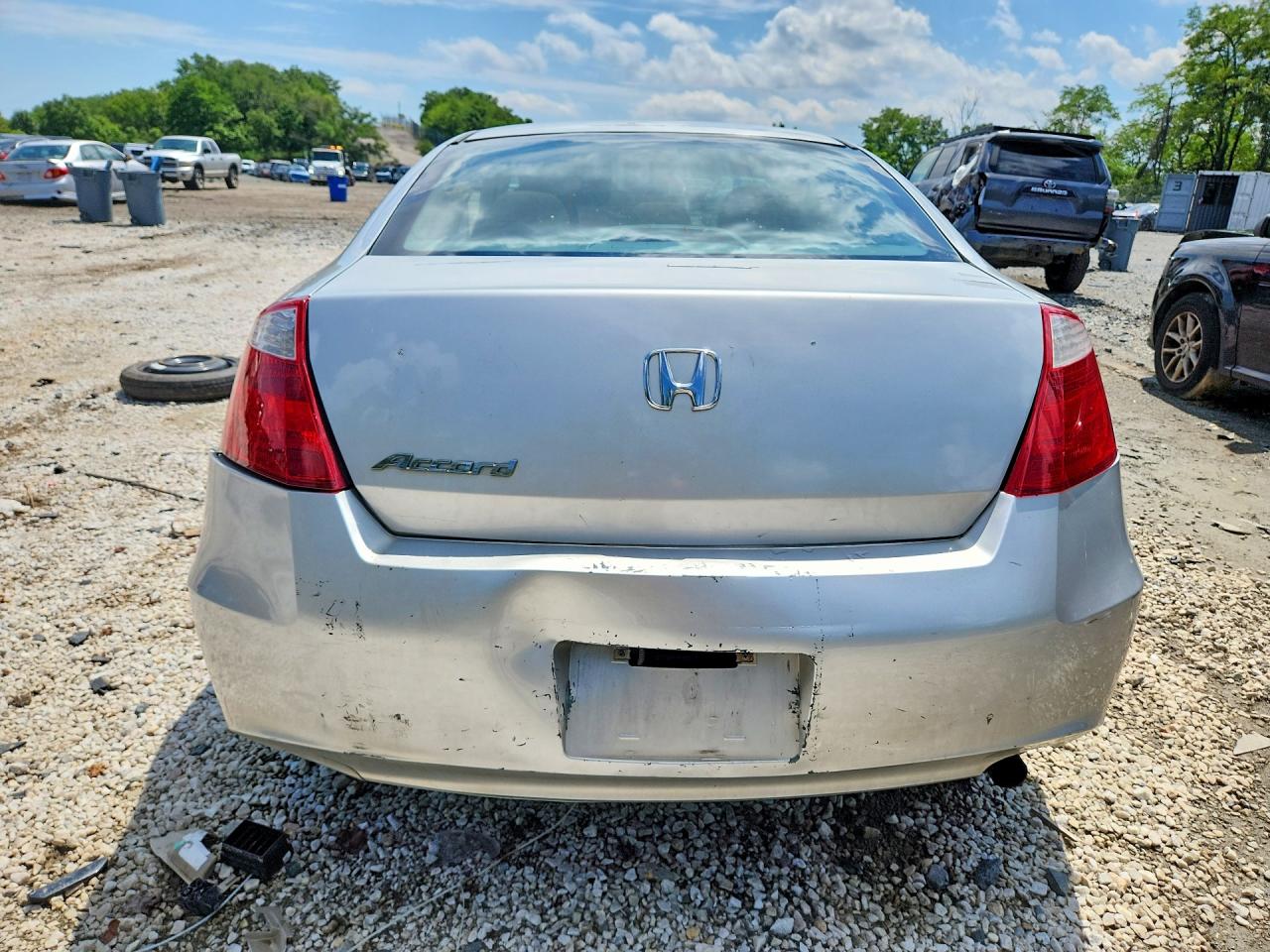 2009 Honda Accord Ex Серебряный vin: 1HGCS12749A022647