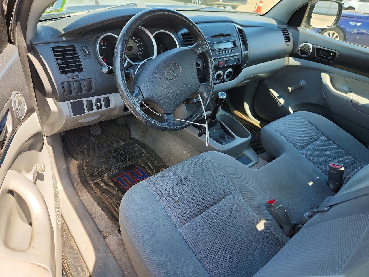 2008 Toyota Tacoma Base Black vin: 5TEPX42N88Z572780
