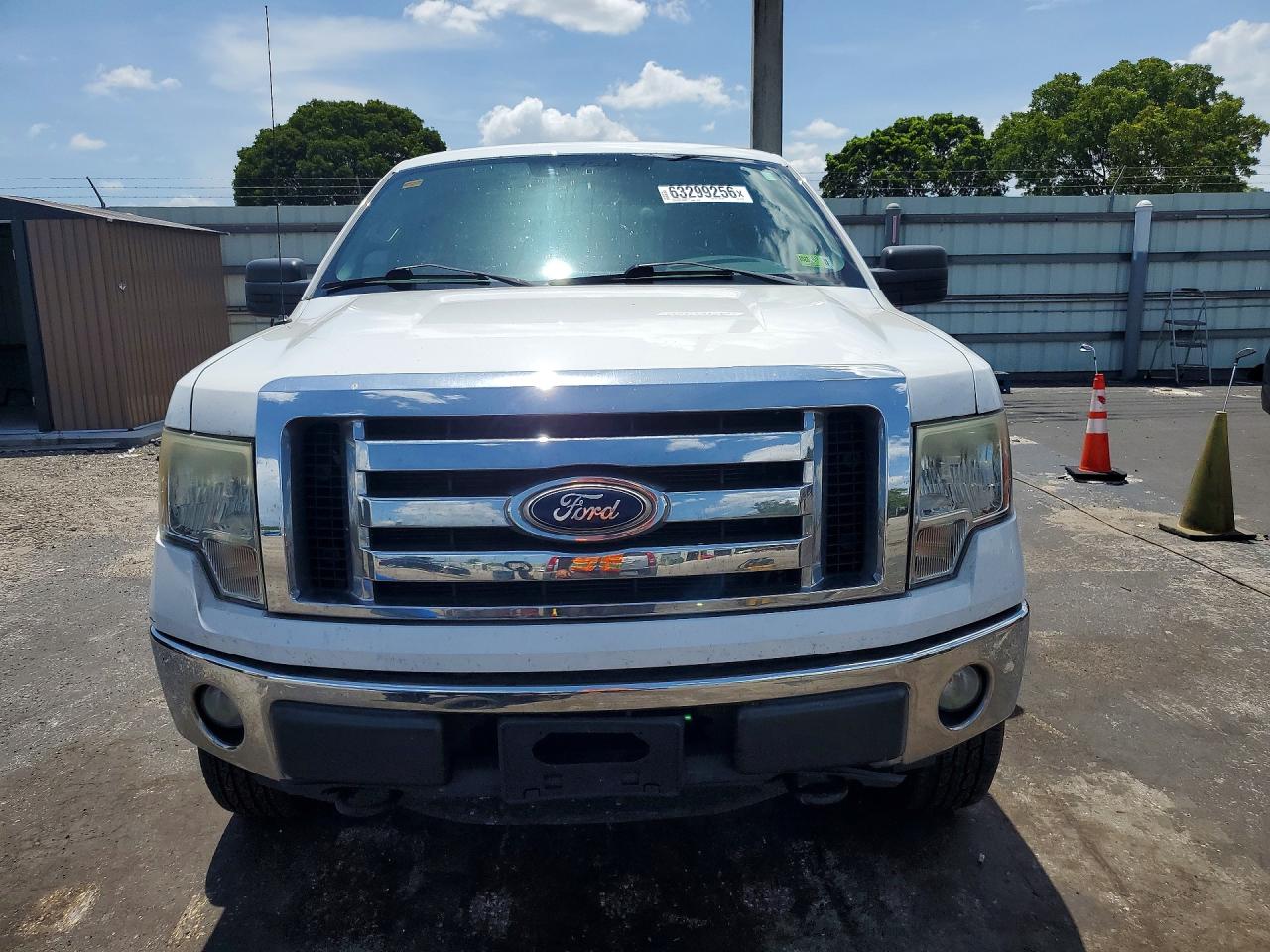 2011 Ford F150 Super Cab White vin: 1FTFX1EF4BFA37366