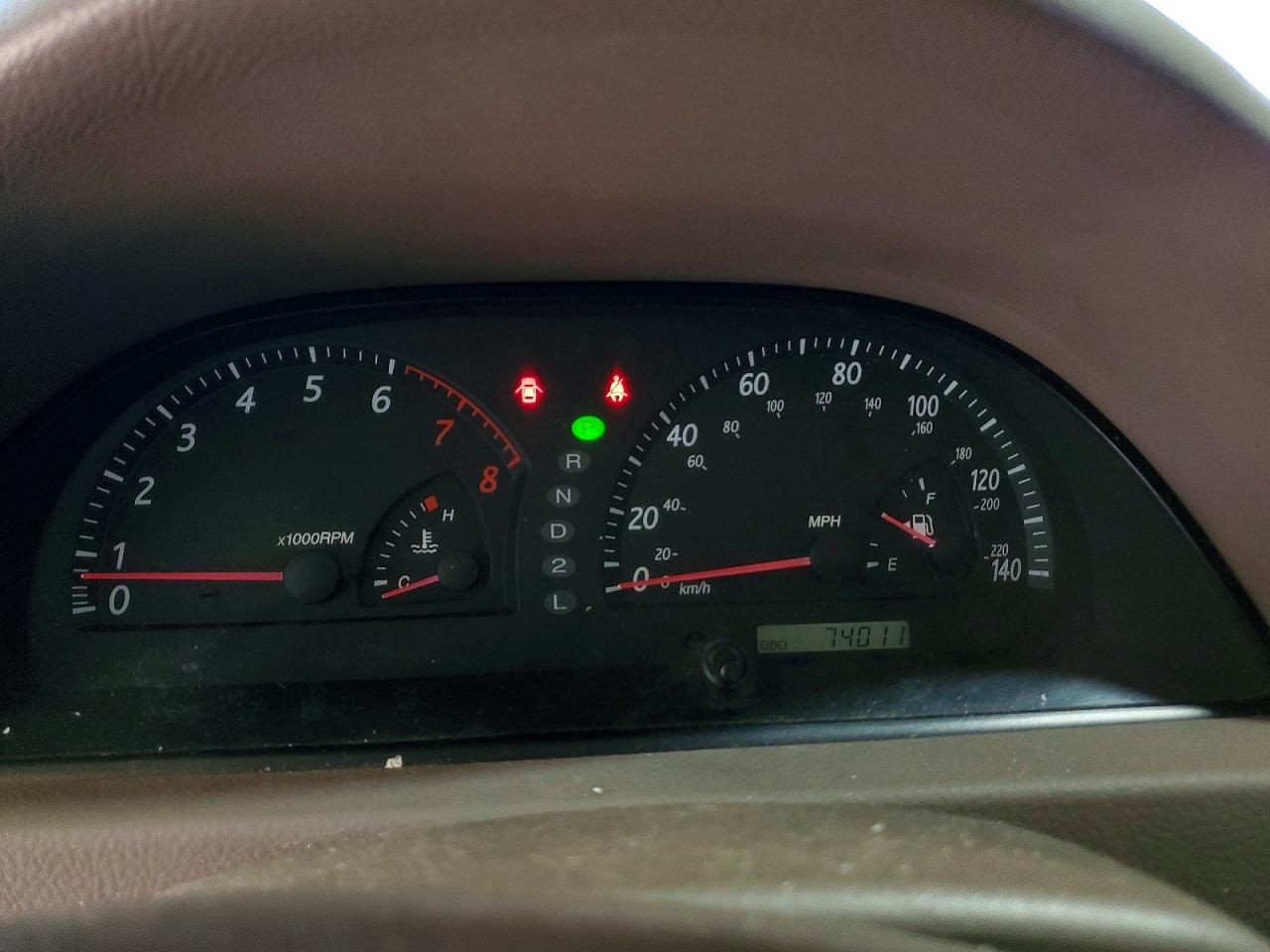 2002 Toyota Camry Le White vin: 4T1BE32K42U038266