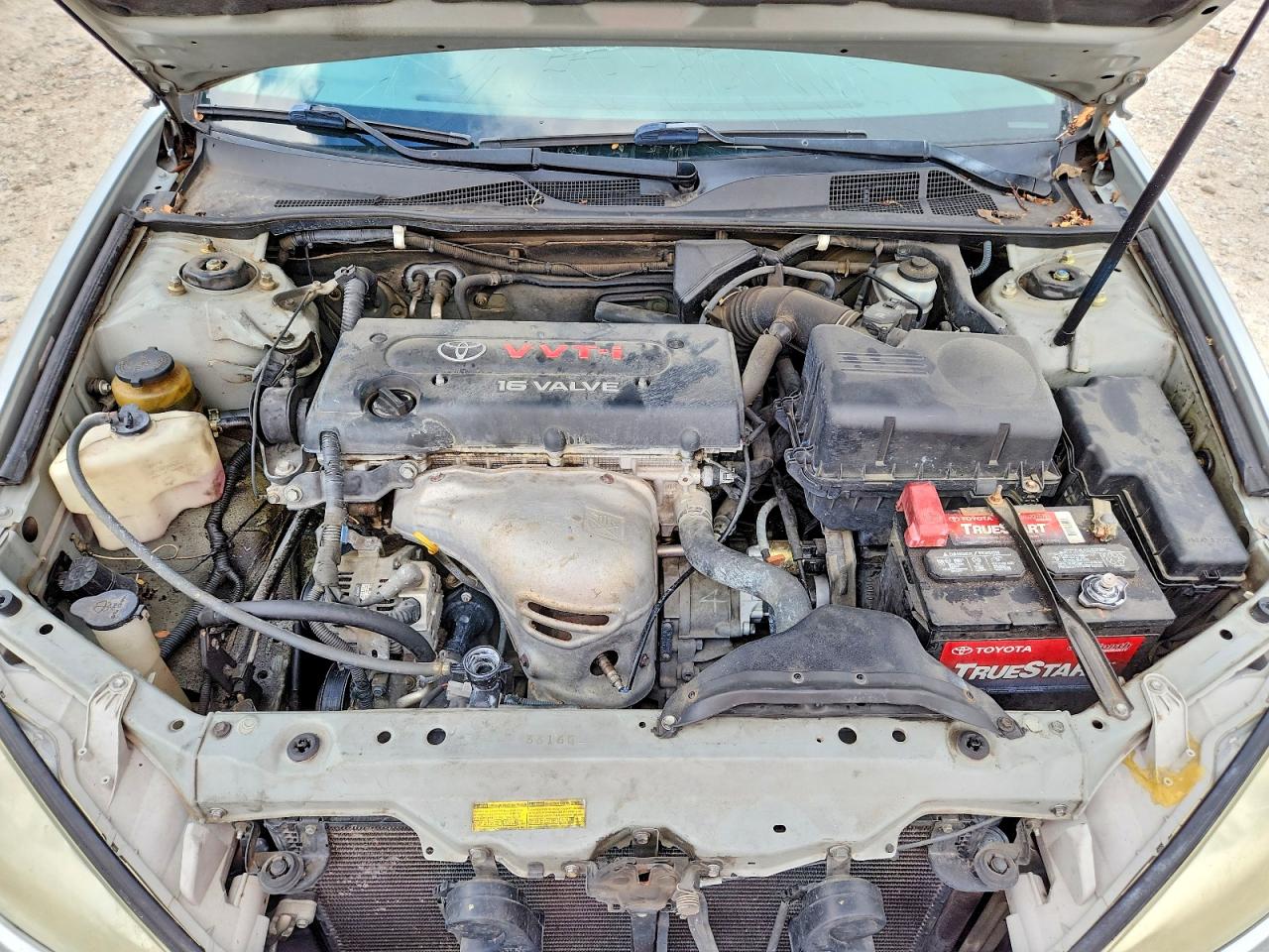 2002 Toyota Camry Le Silver vin: 4T1BE32K62U089428