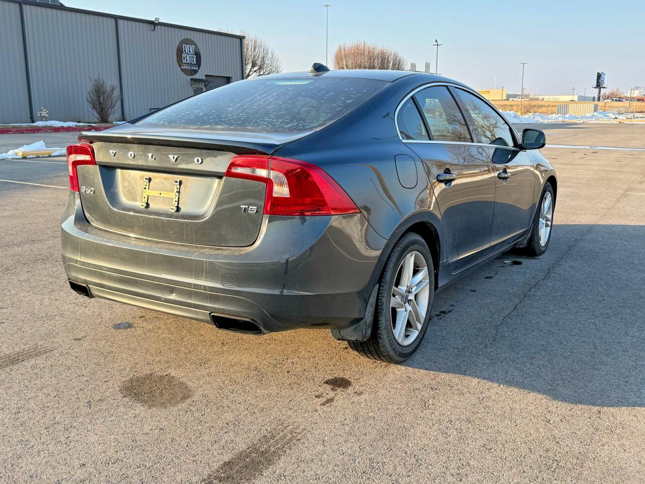 2015 Volvo S60 Premier Gray vin: YV140MFB3F1308889