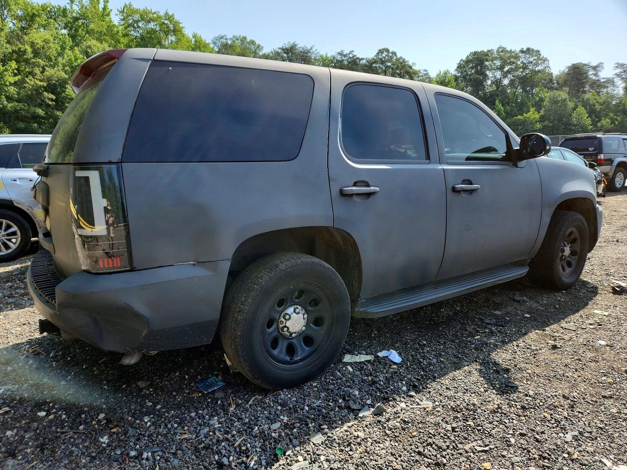 2010 Chevrolet Tahoe C1500 Ls Gray vin: 1GNMCAE09AR238831