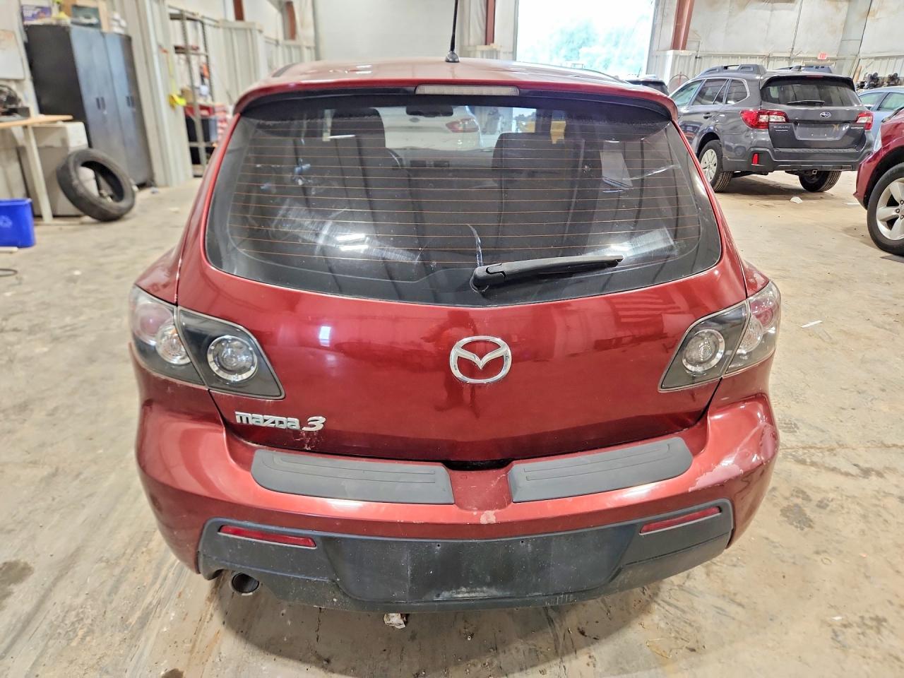 2008 Mazda 3 Hatchback Red vin: JM1BK343381119286