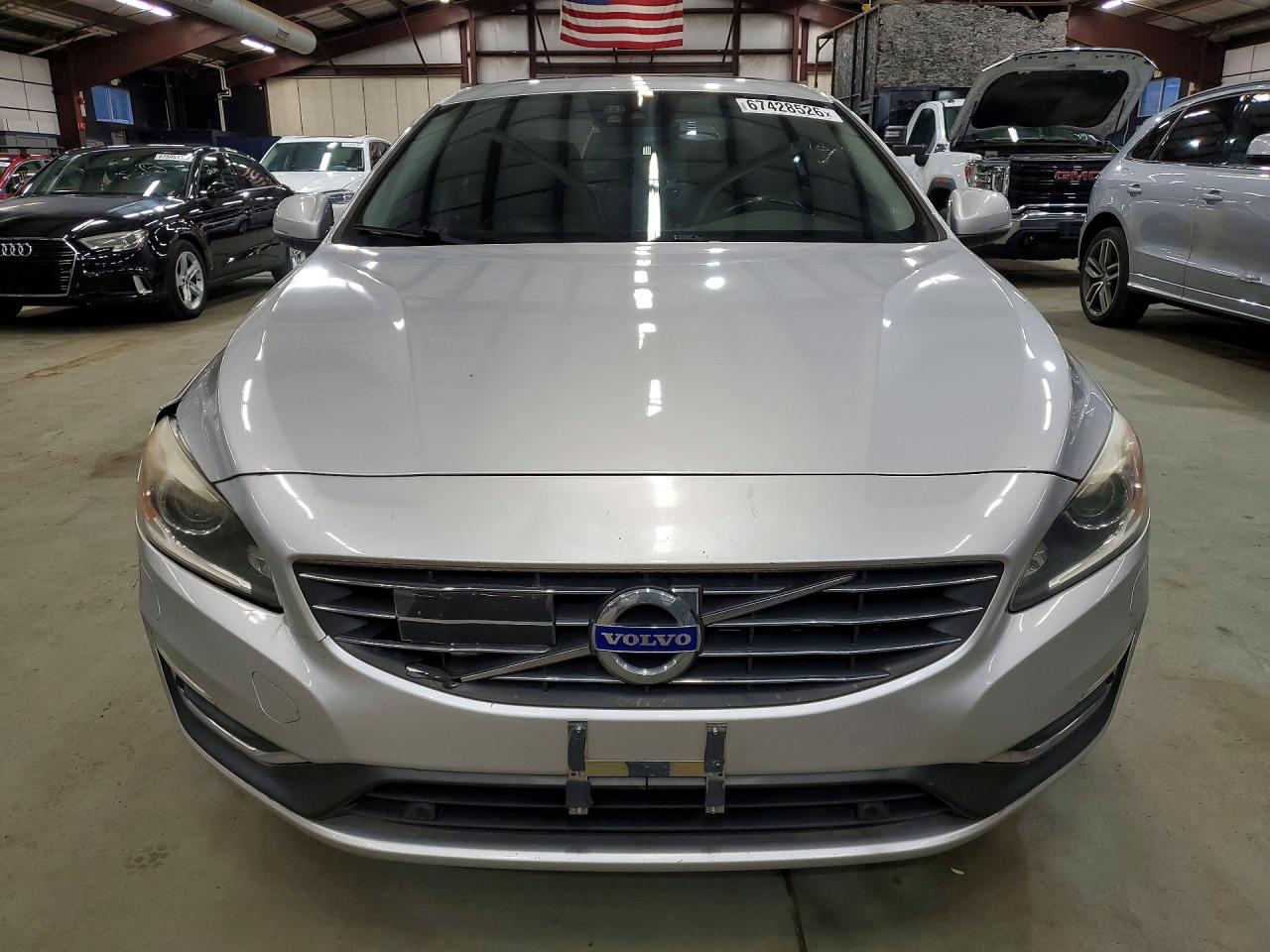 2015 Volvo S60 Platinum Silver vin: YV1612TM3F2355849