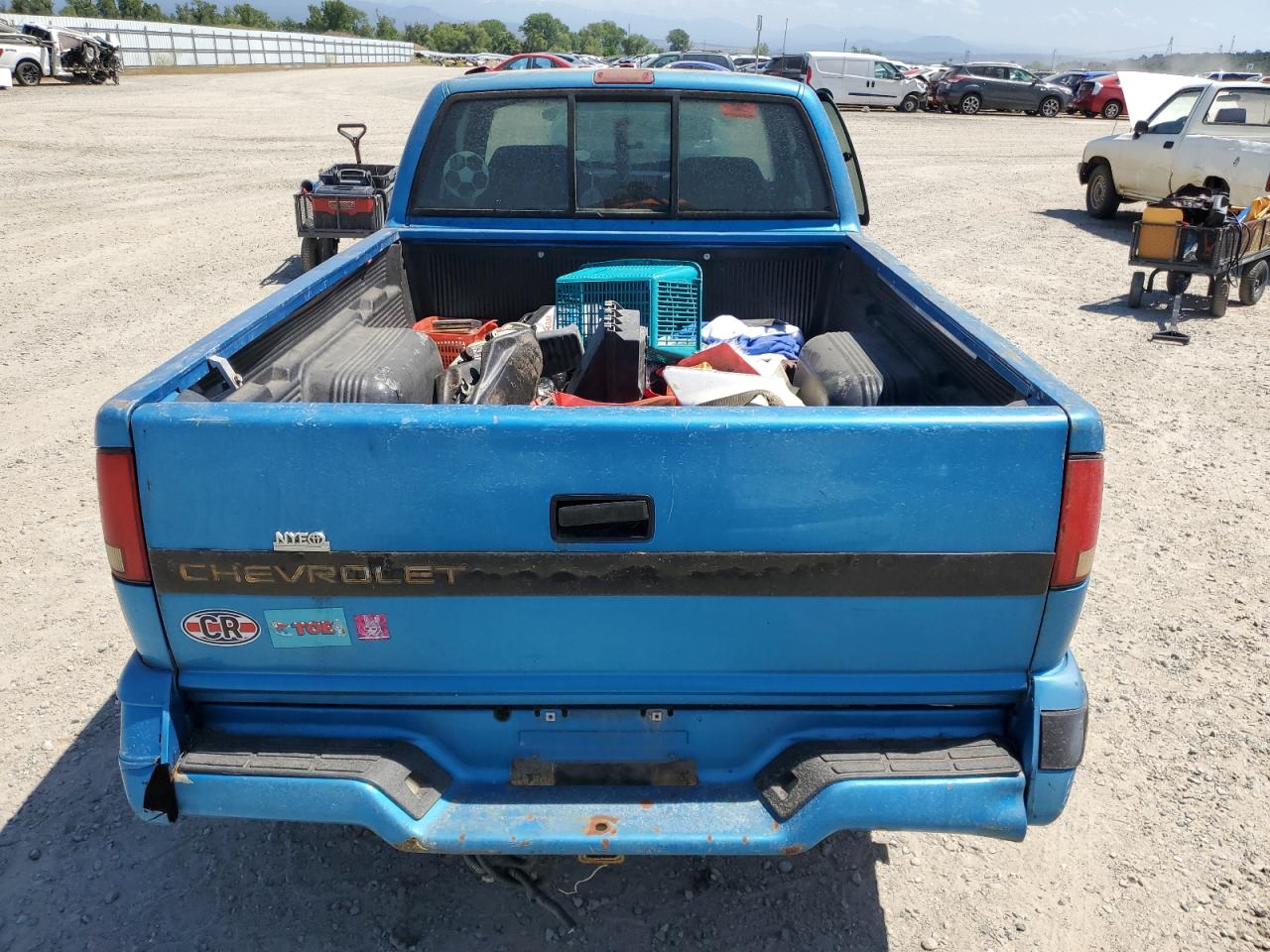1994 Chevrolet S Truck S10 Blue vin: 1GCDT19W0R8147553