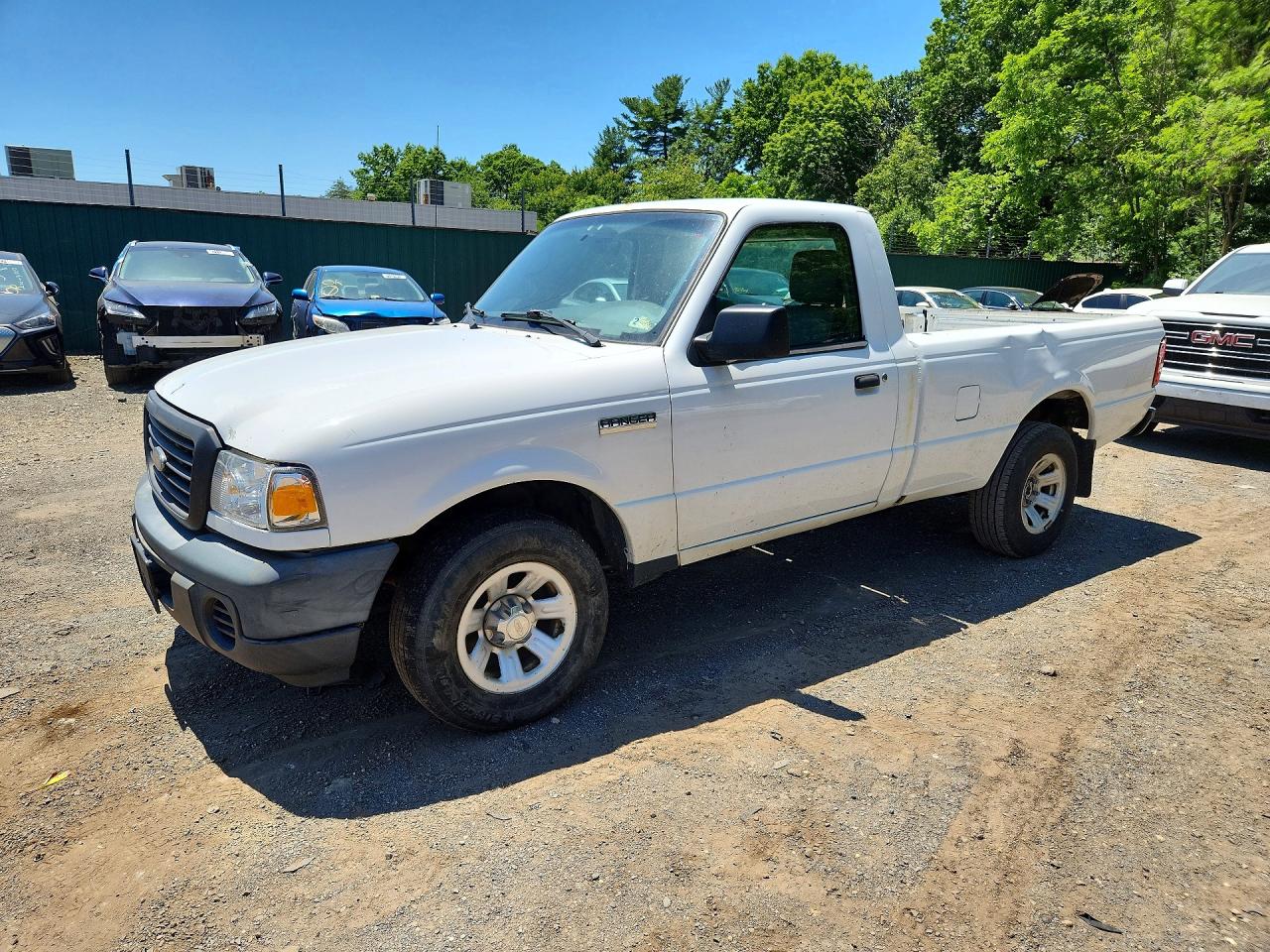 2010 Ford Ranger White vin: 1FTKR1AD8APA09799