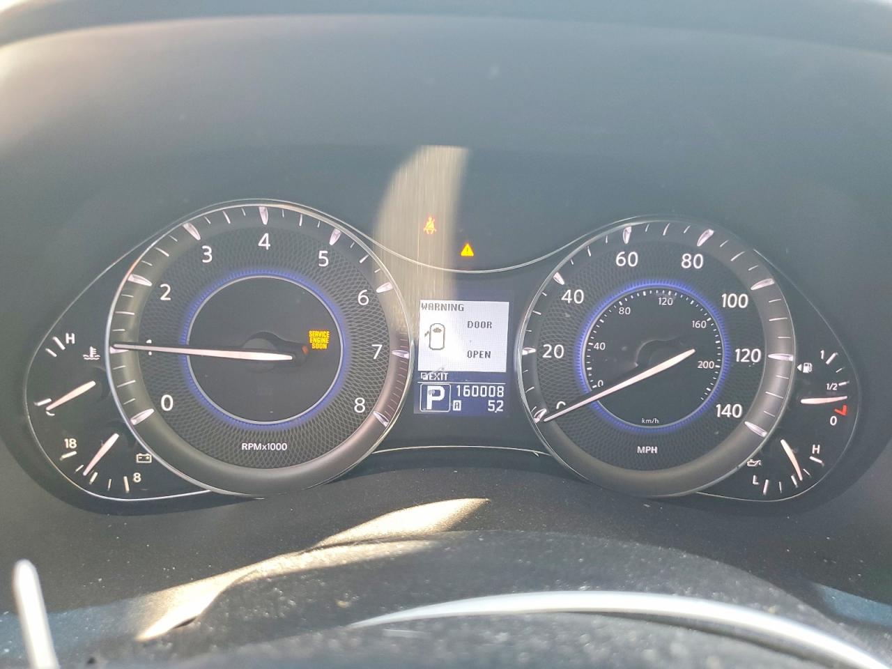 2012 Infiniti Qx56 Base Серебряный vin: JN8AZ2NF4C9516112