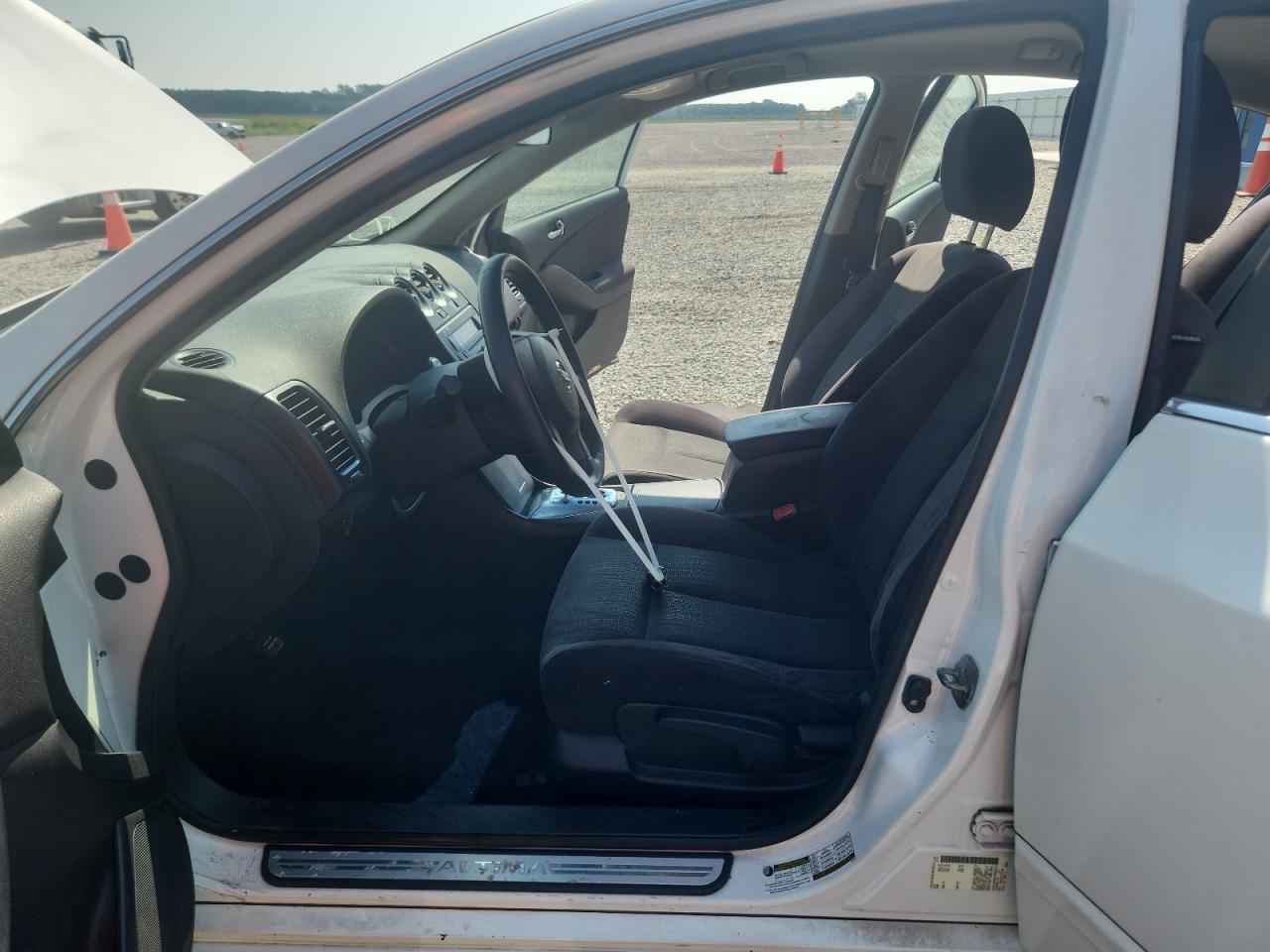 2011 Nissan Altima 2.5 White vin: 1N4AL2AP0BN499915