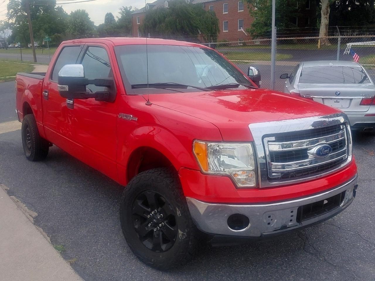 2014 Ford F150 Supercrew Red vin: 1FTFW1CF8EFC00899