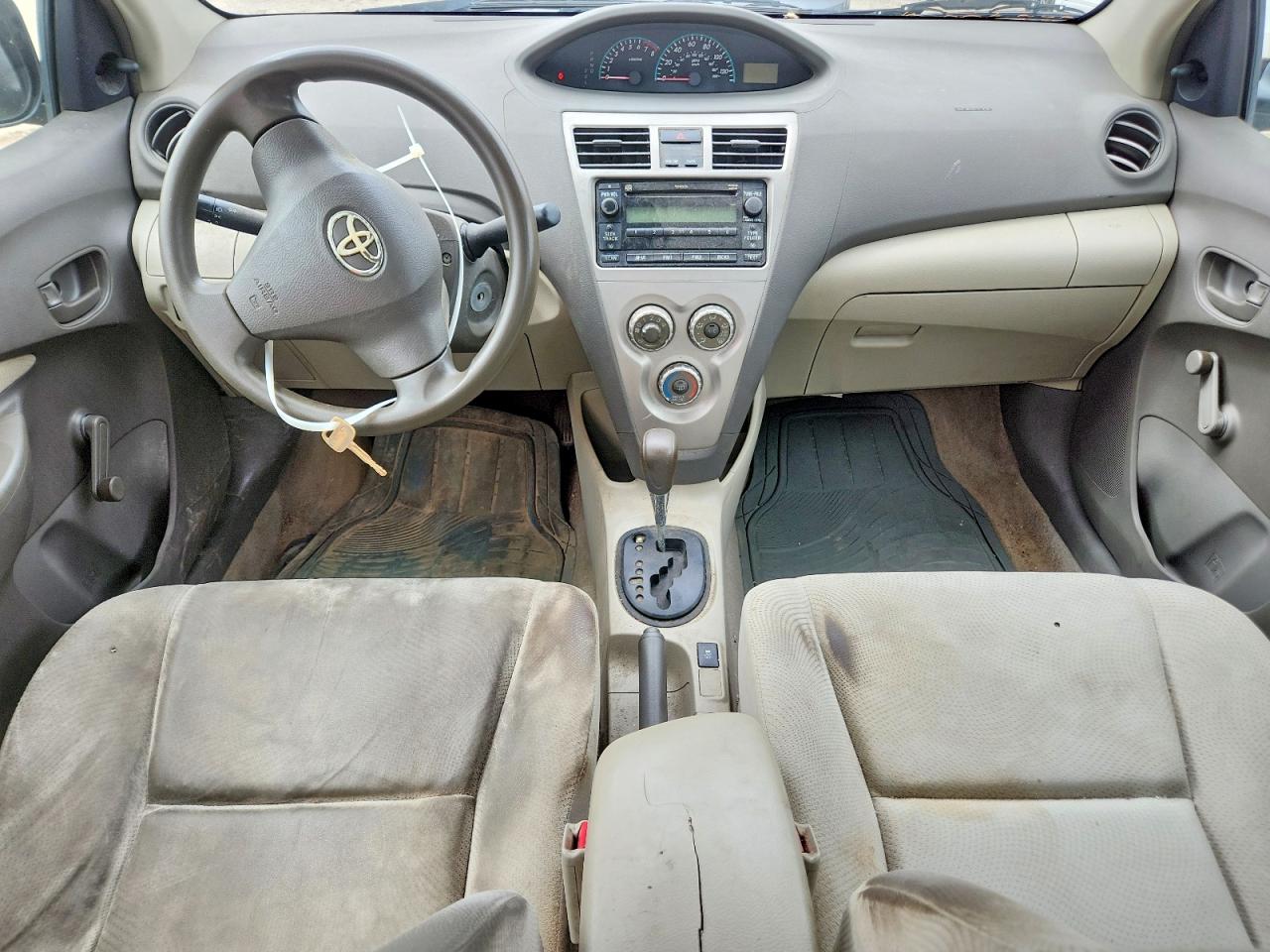 2010 Toyota Yaris Base Blue vin: JTDBT4K34A4067967