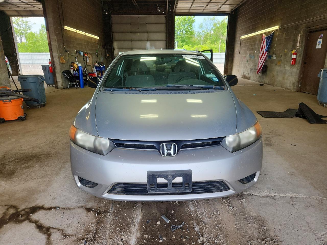 2007 Honda Civic Dx Серебряный vin: 2HGFG12227H544713