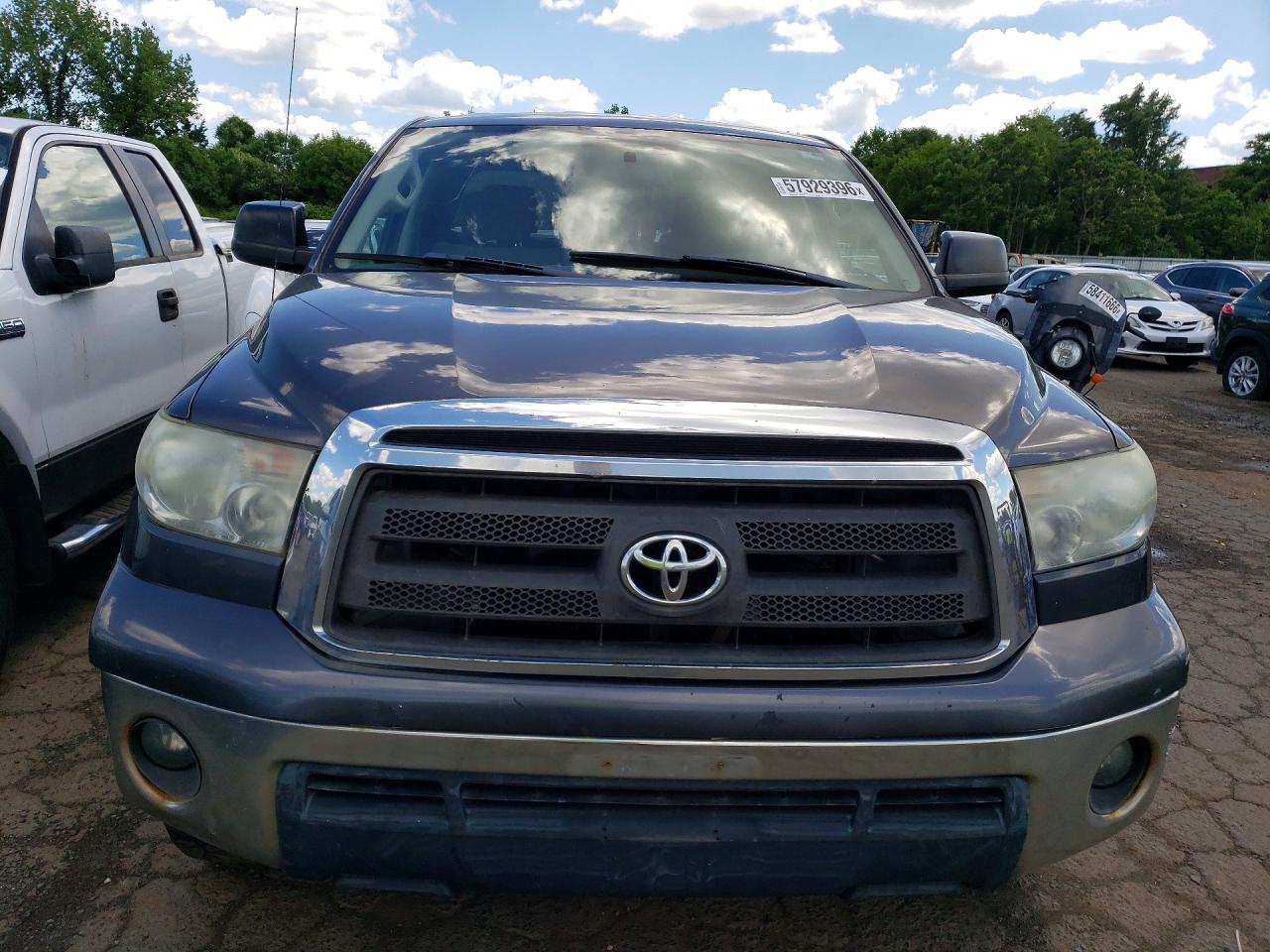 2011 Toyota Tundra Double Cab Sr5 Серый vin: 5TFUM5F17BX024616