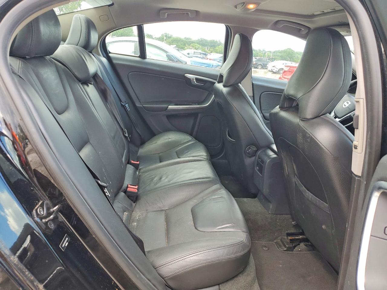 2012 Volvo S60 T5 Черный vin: YV1622FS0C2044060