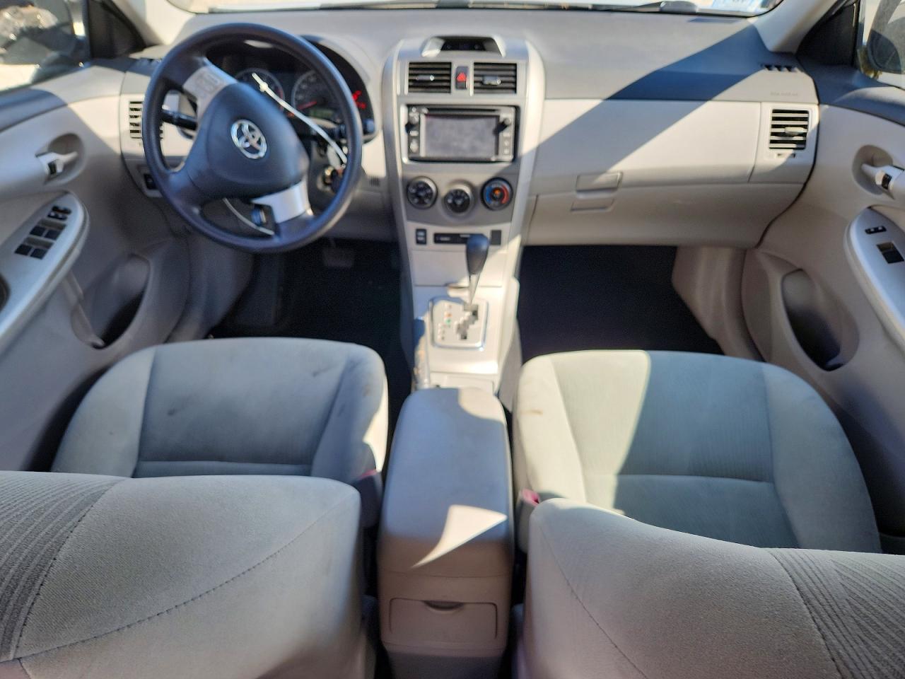 2013 Toyota Corolla Le Silver vin: 2T1BU4EEXDC097342