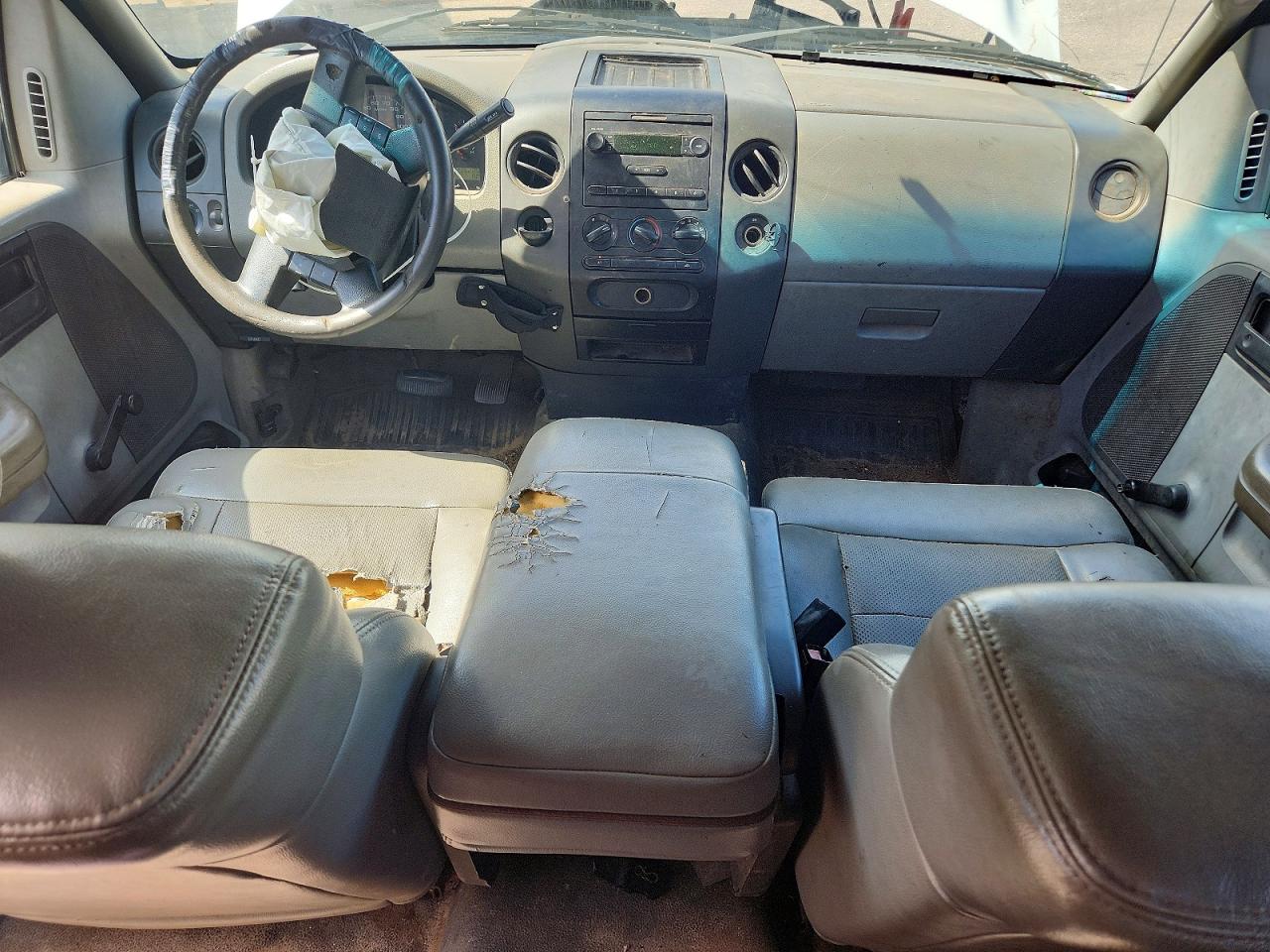 2006 Ford F150 White vin: 1FTPX12V86NB56761