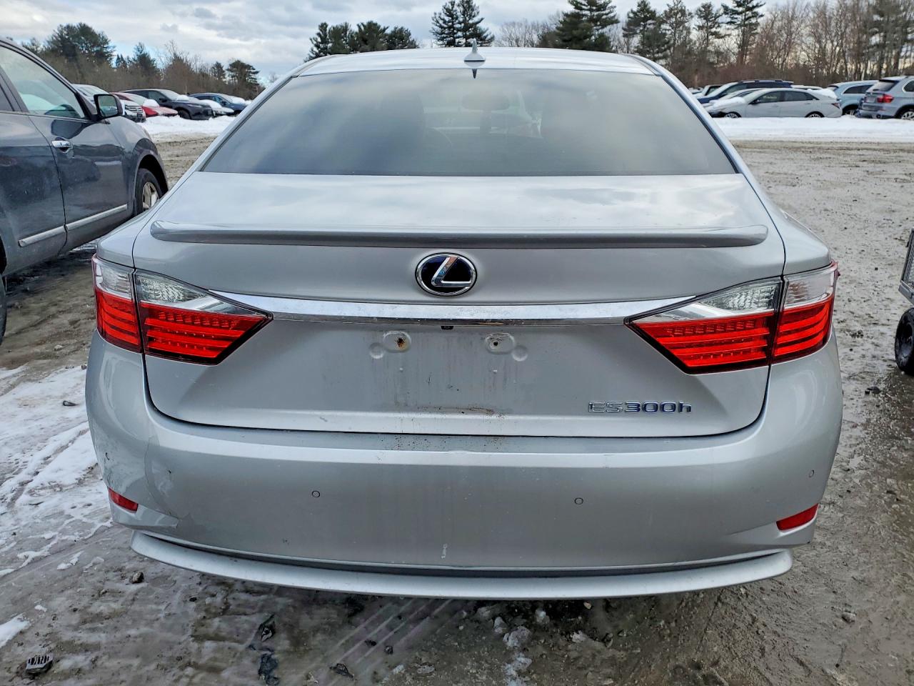 2014 Lexus Es 300h Silver vin: JTHBW1GG6E2052842