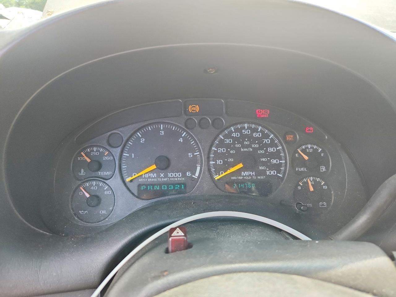 2000 Chevrolet Blazer Beige vin: 1GNCT18W9YK114461